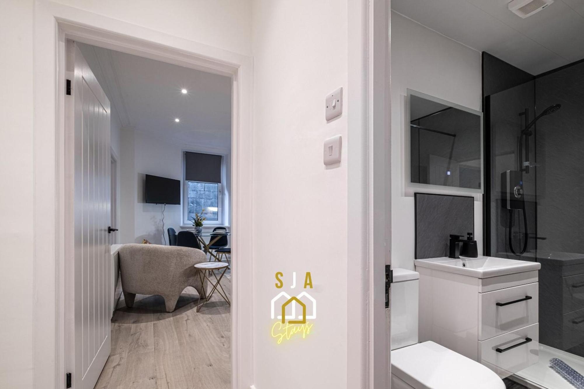 Holburn Hideaway - Sja Stays - Modern 2 Bed Apartment Aberdeen Luaran gambar
