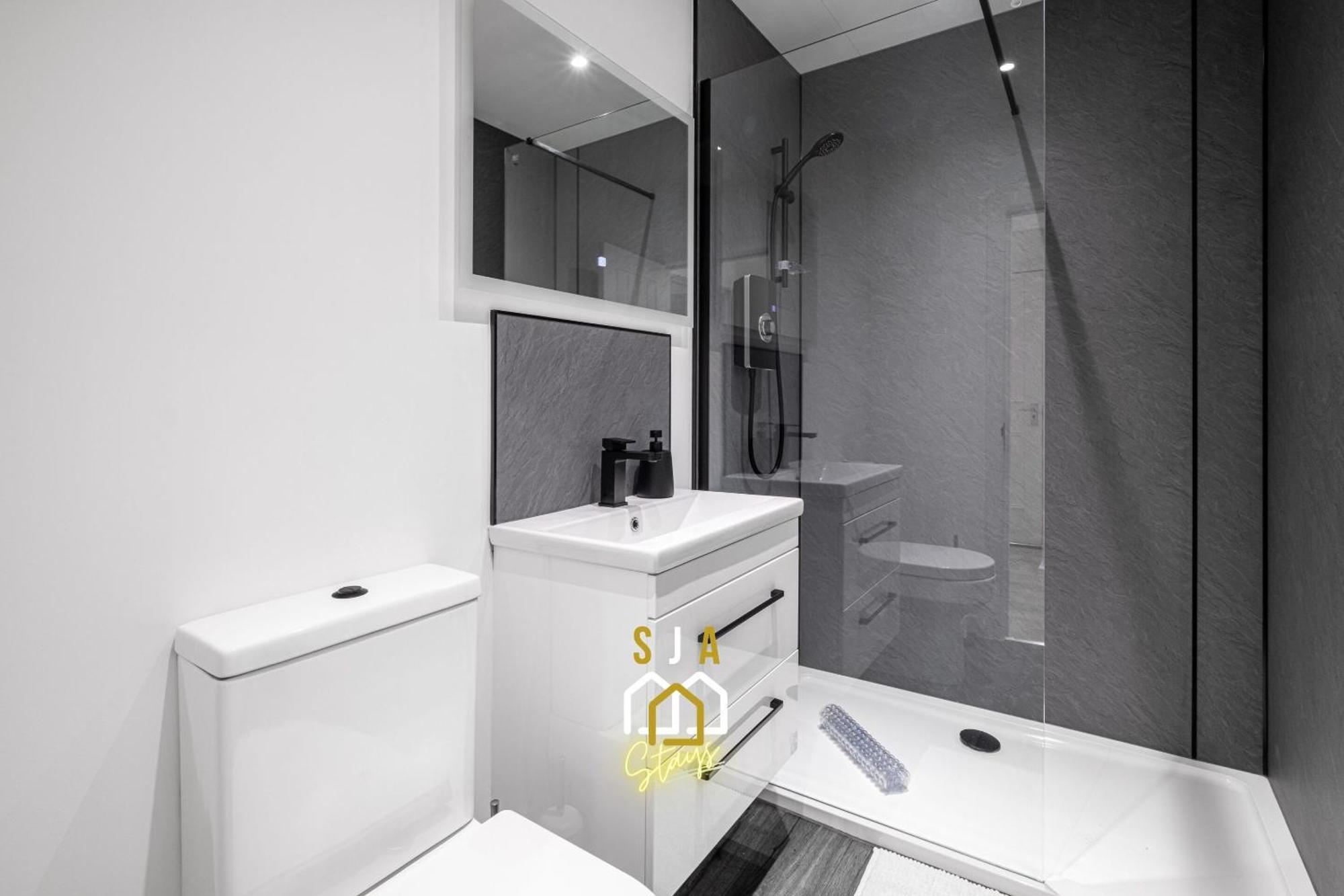 Holburn Hideaway - Sja Stays - Modern 2 Bed Apartment Aberdeen Luaran gambar